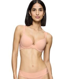  TRIUMPH BODY MAKE-UP ILLUSION WP EX  