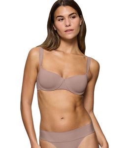 TRIUMPH BODY MAKE-UP ILLUSION BALCONETTE EX  