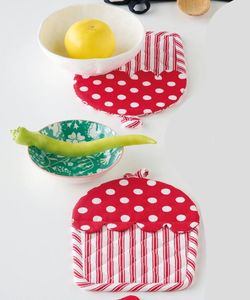    KENTIA CUPCAKE RED/WHITE 2