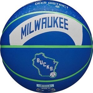  WILSON 2023 NBA TEAM CITY COLLECTOR  MILWAUAKEE BUCKS  (7)